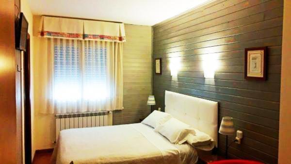 Hostal Martin - Sanabria Ribadelago Eksteriør billede