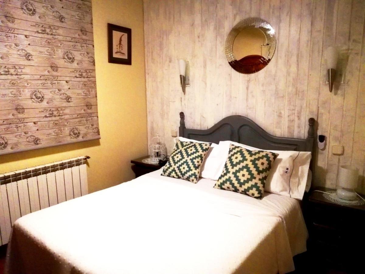 Hostal Martin - Sanabria Ribadelago Eksteriør billede