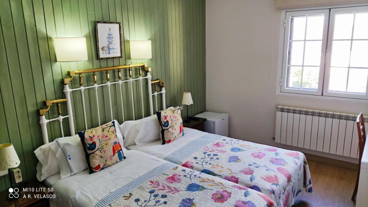 Hostal Martin - Sanabria Ribadelago Eksteriør billede