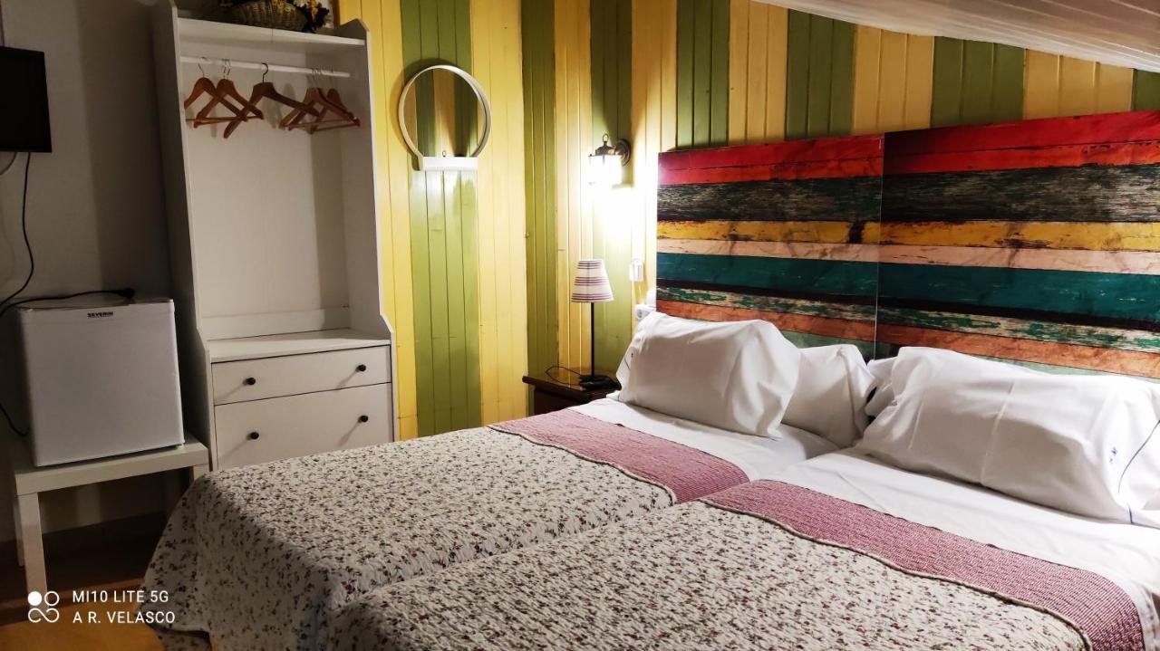 Hostal Martin - Sanabria Ribadelago Eksteriør billede