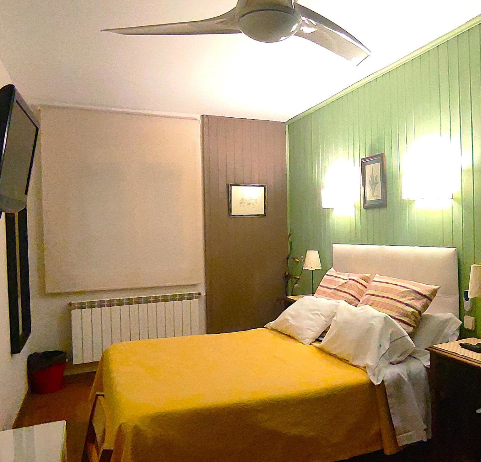 Hostal Martin - Sanabria Ribadelago Eksteriør billede