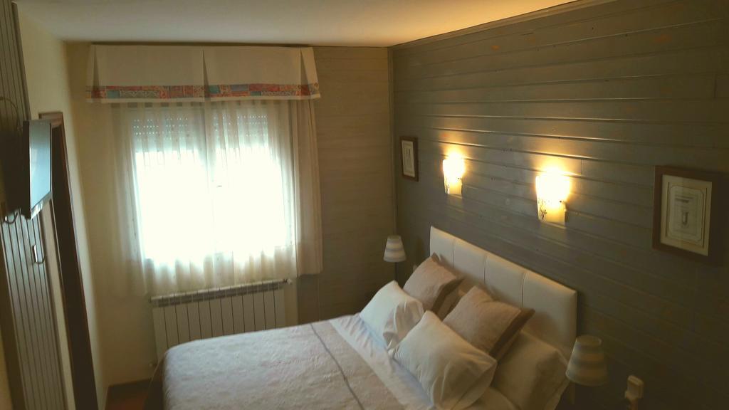 Hostal Martin - Sanabria Ribadelago Eksteriør billede